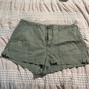 AE Elastic Waist Shorts